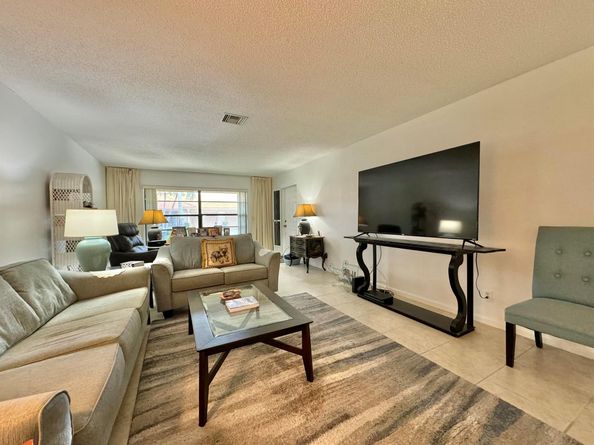 4670 Rosewood Tree Court B, Boynton Beach FL 33436