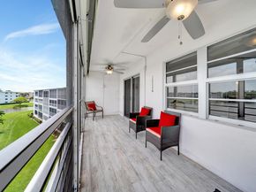 4063 Exeter D, Boca Raton FL 33434