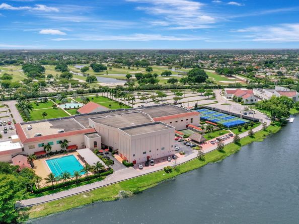 4063 Exeter D, Boca Raton FL 33434
