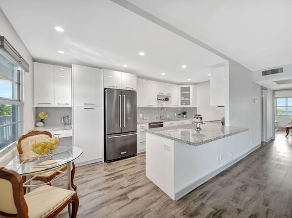 4063 Exeter D, Boca Raton FL 33434
