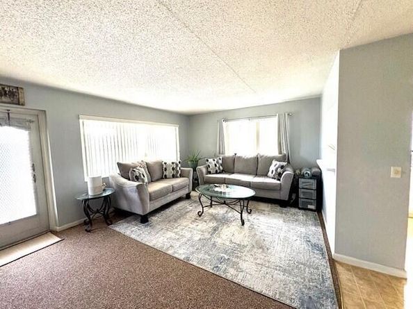 127 Berkshire F, West Palm Beach FL 33417