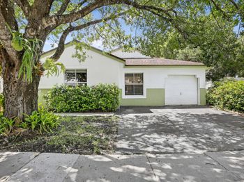20774 NW 3rd Ct