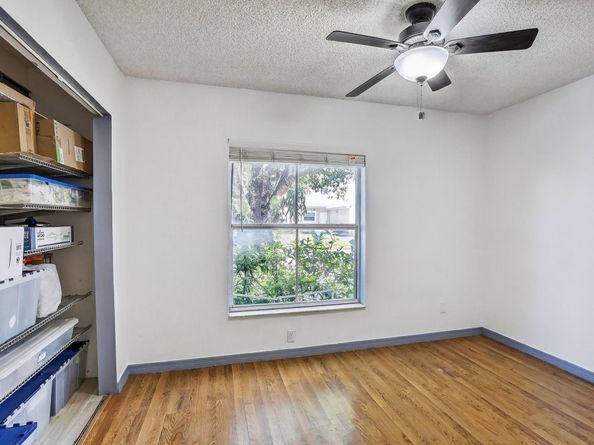 20774 NW 3rd Ct, Pembroke Pines FL 33029