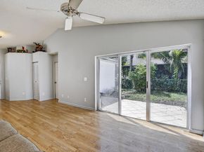 20774 NW 3rd Ct, Pembroke Pines FL 33029