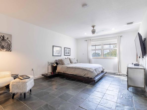 852 NE 16th Avenue, Fort Lauderdale FL 33304