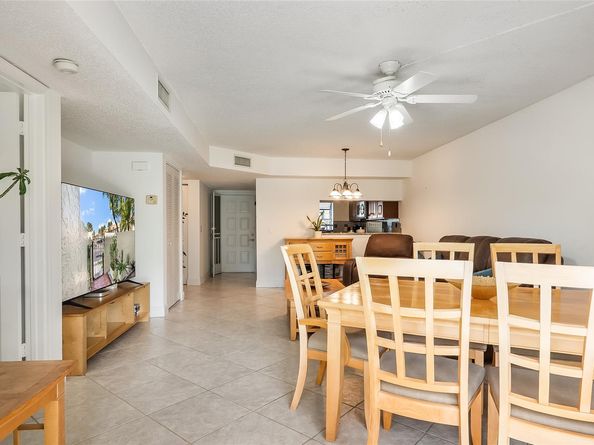 409 Republic Ct 409, Deerfield Beach FL 33442