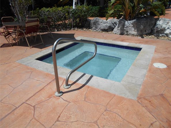 409 Republic Ct 409, Deerfield Beach FL 33442