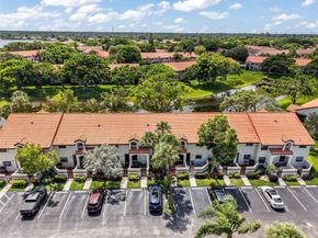 409 Republic Ct 409, Deerfield Beach FL 33442