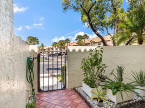 409 Republic Ct 409, Deerfield Beach FL 33442