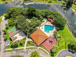 409 Republic Ct 409, Deerfield Beach FL 33442