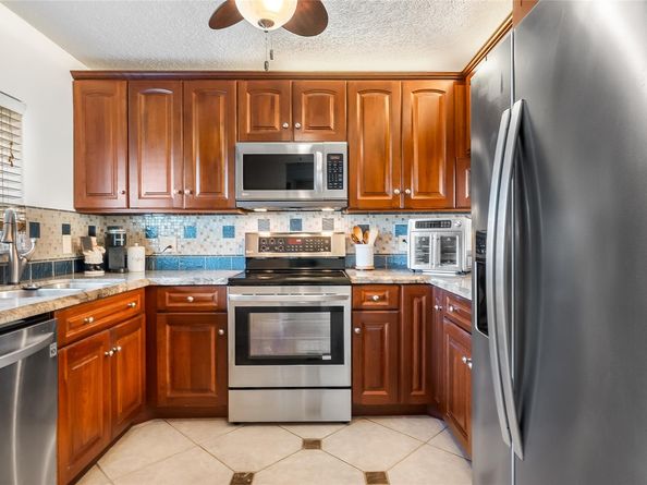409 Republic Ct 409, Deerfield Beach FL 33442