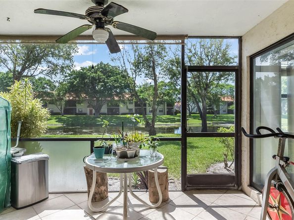 409 Republic Ct 409, Deerfield Beach FL 33442