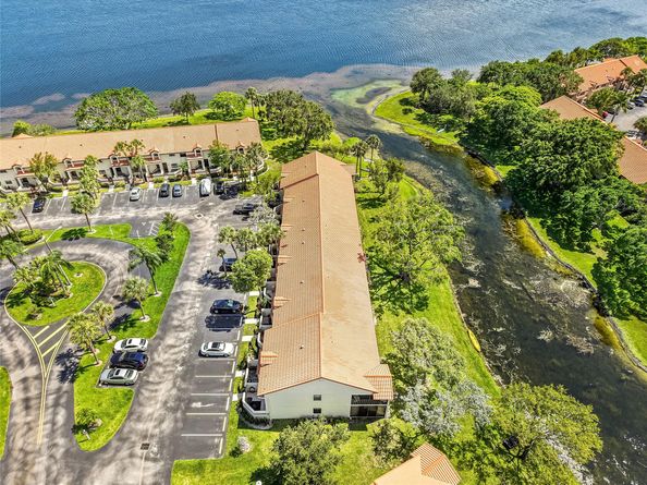 409 Republic Ct 409, Deerfield Beach FL 33442