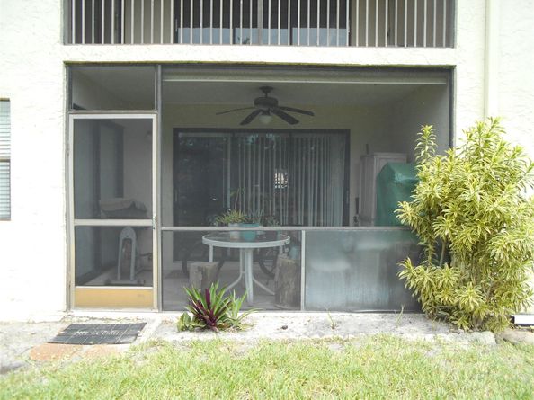 409 Republic Ct 409, Deerfield Beach FL 33442