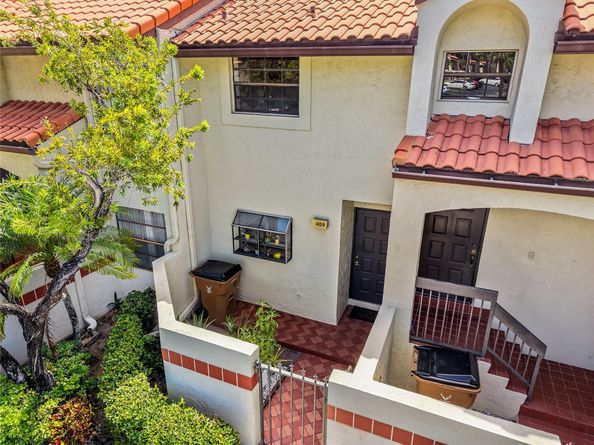 409 Republic Ct 409, Deerfield Beach FL 33442