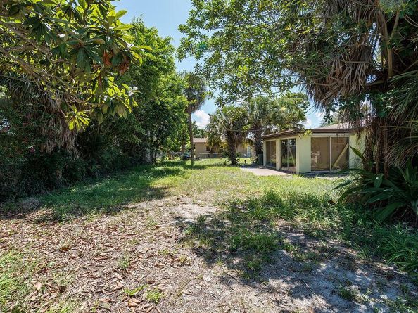 371 W 34th Street, Riviera Beach FL 33404