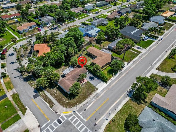 371 W 34th Street, Riviera Beach FL 33404