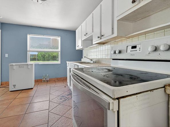 371 W 34th Street, Riviera Beach FL 33404
