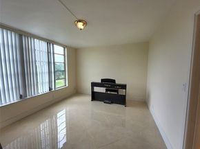 3151 S Palm Aire Dr 309, Pompano Beach FL 33069