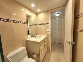 3151 S Palm Aire Dr 309, Pompano Beach FL 33069