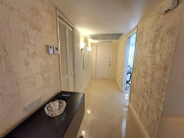 3151 S Palm Aire Dr 309, Pompano Beach FL 33069
