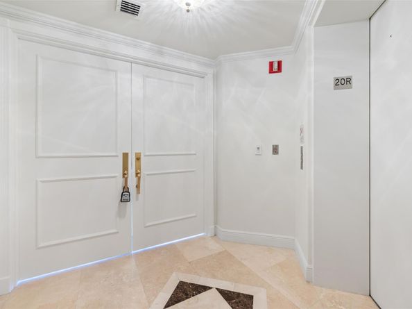 2100 N Ocean Blvd 20D, Fort Lauderdale FL 33305