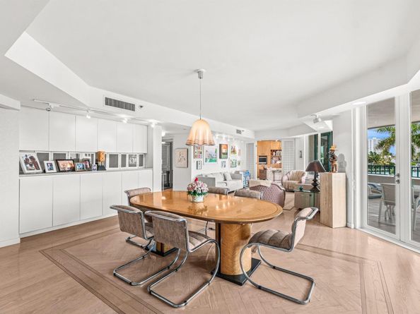 100 SE 5th Avenue 405, Boca Raton FL 33432