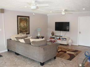 649 W Oakland Park Blvd 211A, Wilton Manors FL 33311