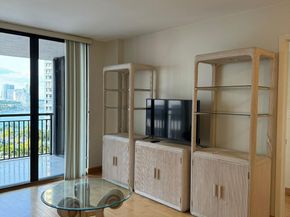 540 Brickell Key Dr 1214, Miami FL 33131