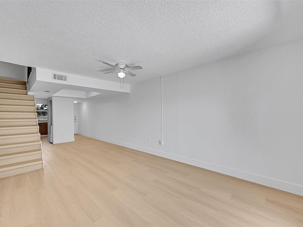 4122 SW 61st Ave 8, Davie FL 33314