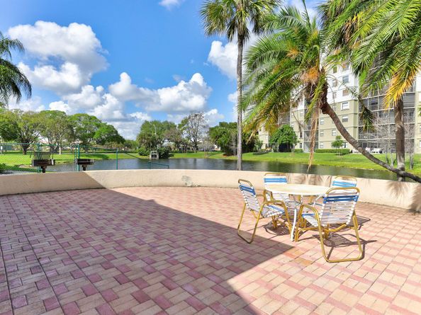 2216 N Cypress Bend Drive 501, Pompano Beach FL 33069