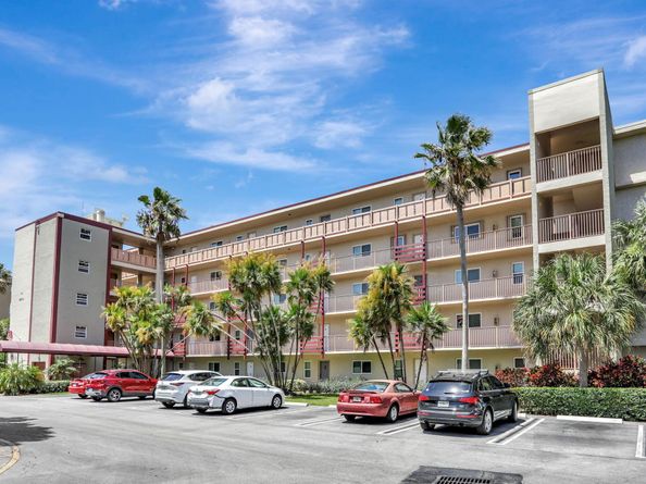 2216 N Cypress Bend Drive 501, Pompano Beach FL 33069