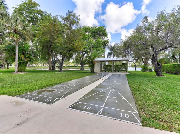 2216 N Cypress Bend Drive 501, Pompano Beach FL 33069