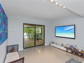 8956 Palm Tree Lane 8956, Pembroke Pines FL 33024