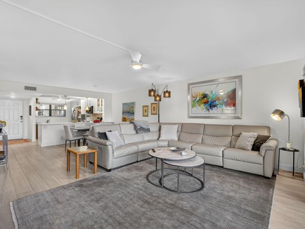 12870 Briarlake Drive 106, Palm Beach Gardens FL 33418