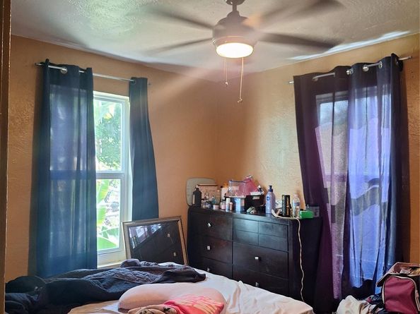 2119 Plunkett St, Hollywood FL 33020