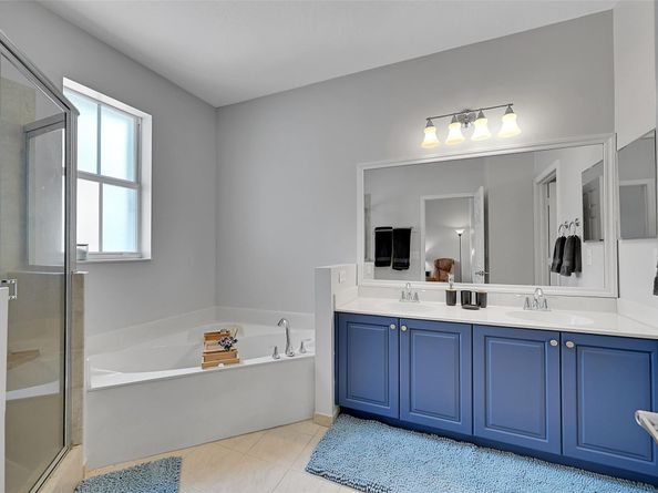 4680 Mimosa Pl 802, Coconut Creek FL 33073
