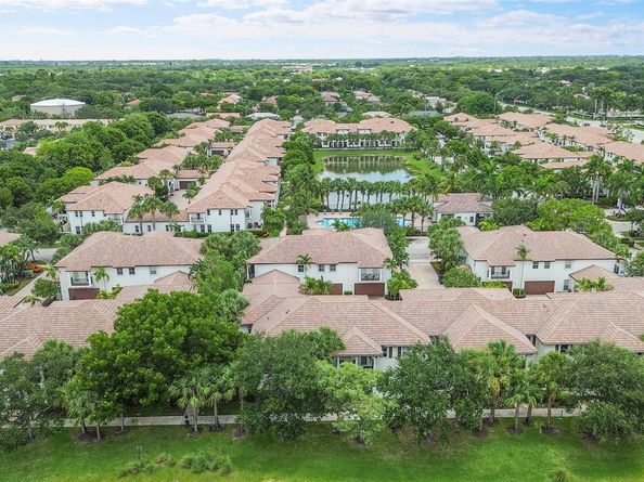 4680 Mimosa Pl 802, Coconut Creek FL 33073