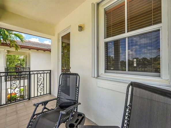 4680 Mimosa Pl 802, Coconut Creek FL 33073