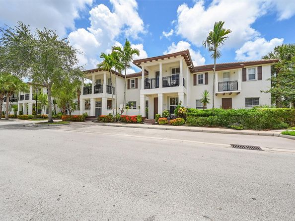 4680 Mimosa Pl 802, Coconut Creek FL 33073