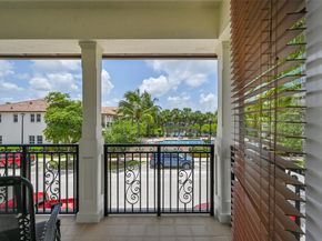 4680 Mimosa Pl 802, Coconut Creek FL 33073