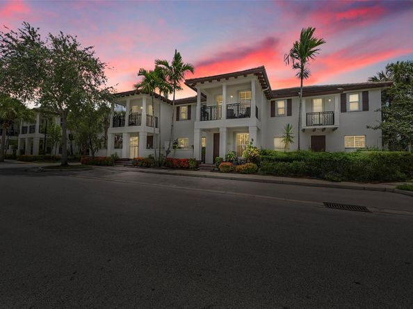 4680 Mimosa Pl 802, Coconut Creek FL 33073