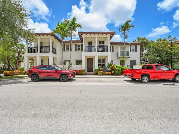4680 Mimosa Pl 802, Coconut Creek FL 33073