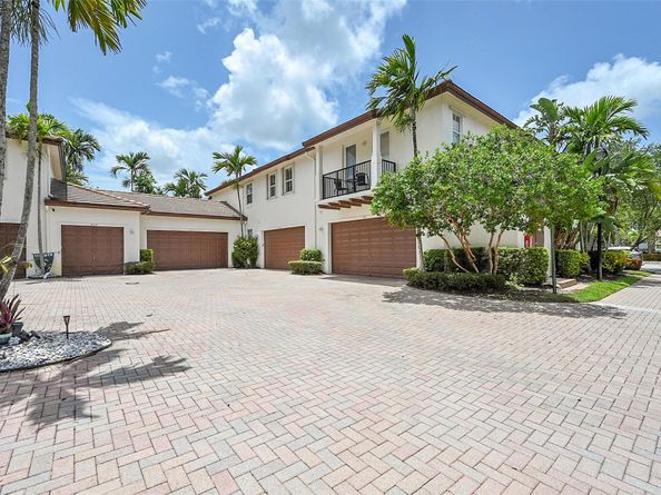 4680 Mimosa Pl 802, Coconut Creek FL 33073