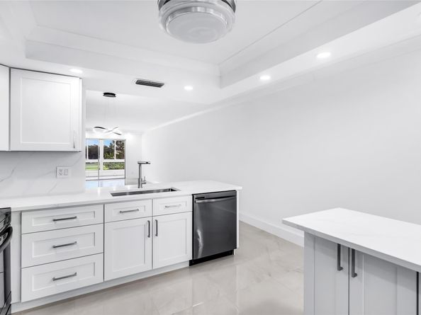 3204 Portofino Pt B4, Coconut Creek FL 33066