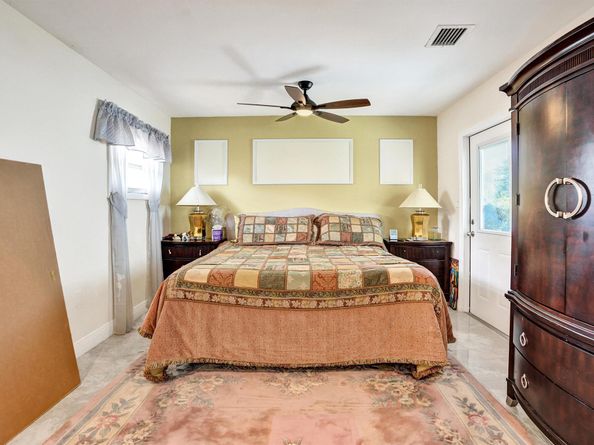 10290 Carmen Lane, Royal Palm Beach FL 33411