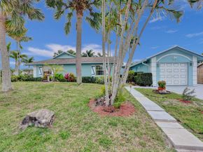 10290 Carmen Lane, Royal Palm Beach FL 33411