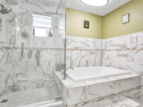 10290 Carmen Lane, Royal Palm Beach FL 33411
