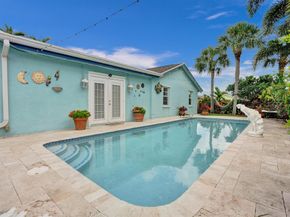 10290 Carmen Lane, Royal Palm Beach FL 33411