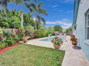 10290 Carmen Lane, Royal Palm Beach FL 33411